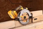 Ferestrău circular cu acumulator BLmotor 185mm 20V/1*5.0Ah INGCO CSLI18513 - imagine 2